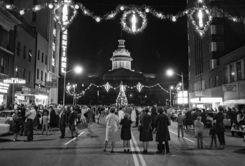 Carolighting at the State House, 1967