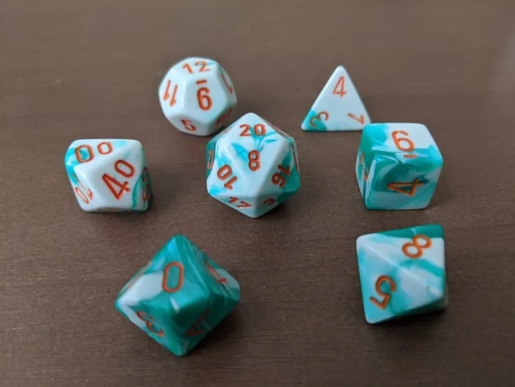 Polyhedral dice