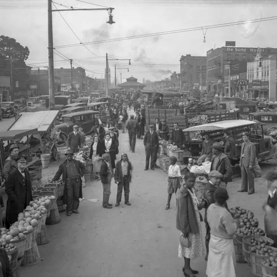Farmers Market on Assembly St. 1934