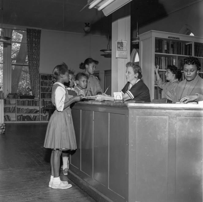Girls in the Waverly Branch of the Richland County Public Library