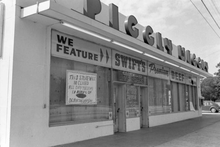 Piggly Wiggly store closed April 9, 1968