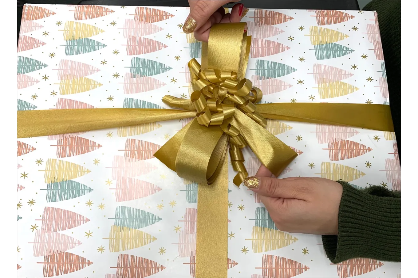 Project Updates for WRAP BUDDIES  World's Simplest Gift Wrap Assistant on  BackerKit Page 7