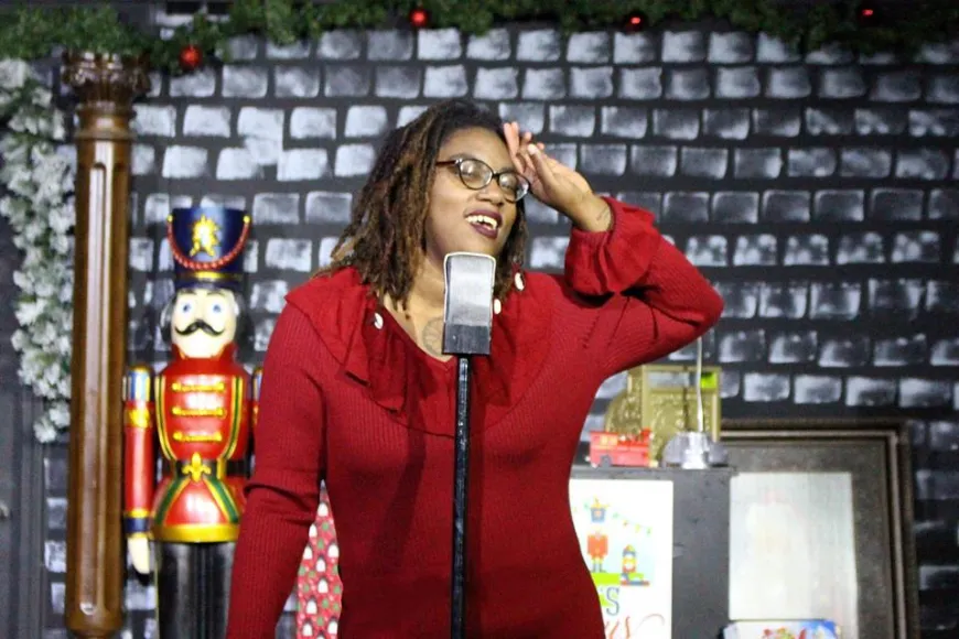 Ara-viktoria, Artist-in-Residence