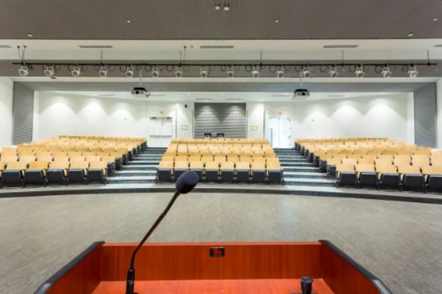 Auditorium style seating
