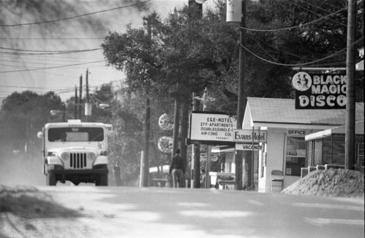 Atlantic Beach scene