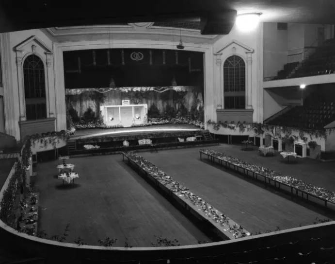 Camelia Show at the Township 1948.jpg