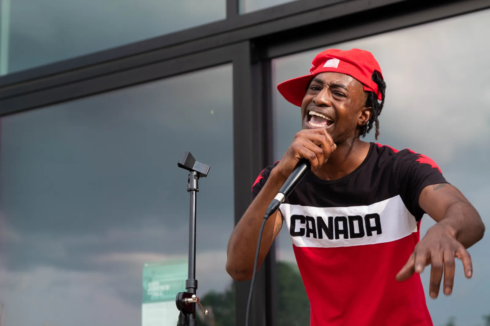 black man rapping