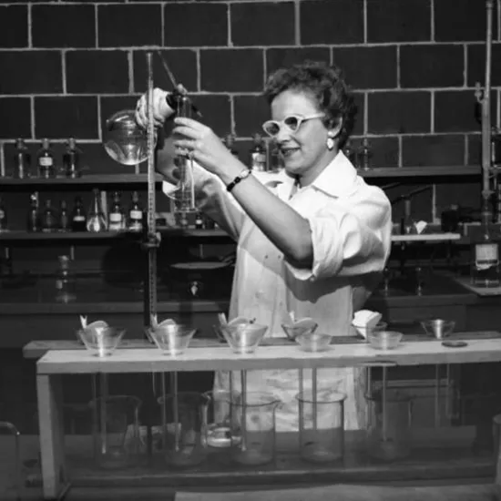 Chemist Jane Moorefield 